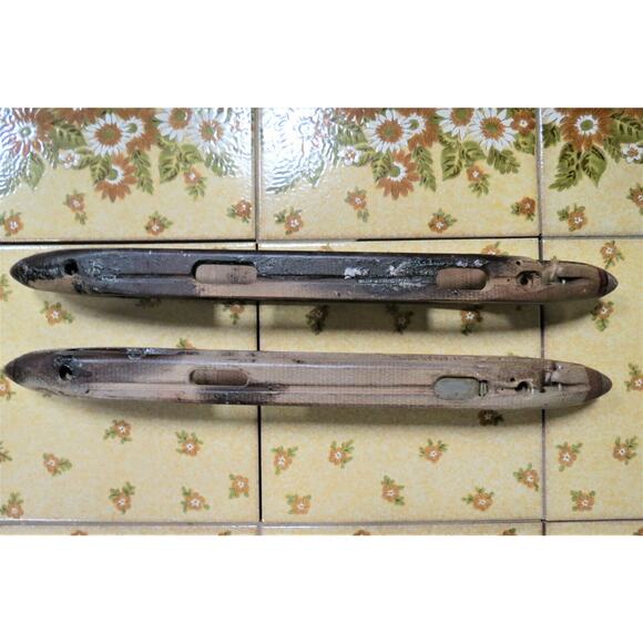 2 Antique Wooden Weaving Loom Shuttles - Picture 4 of 6